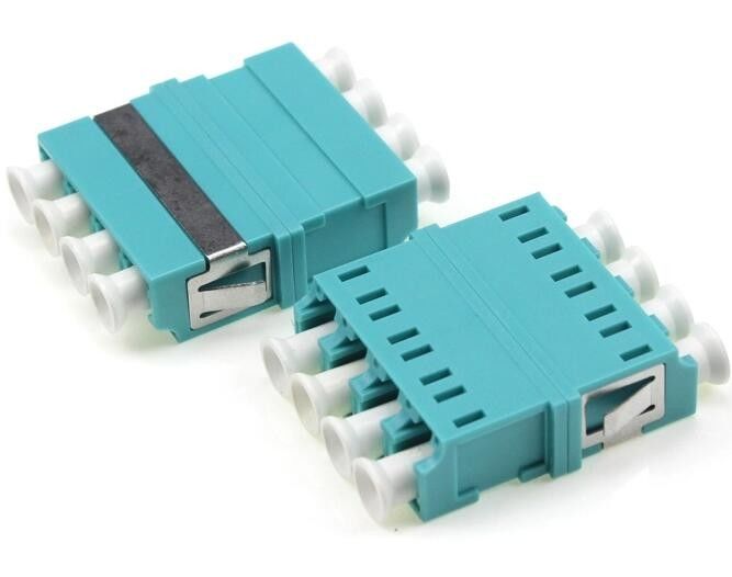 Adattatori a fibra ottica bassi di IR, i centri dell'adattatore 4 del quadrato di OM3 LC