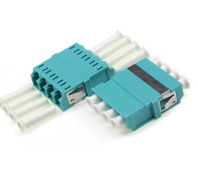 Adattatori a fibra ottica bassi di IR, i centri dell'adattatore 4 del quadrato di OM3 LC
