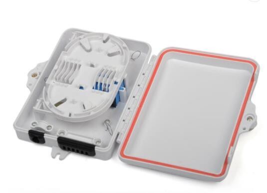 Scatola 4/6 di distribuzione a fibra ottica di fibra ottica dello sbocco FTTH dell'entrata 6 del breakout box 1 mini FDB