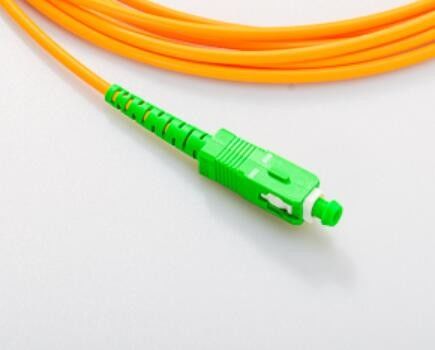 La toppa a fibra ottica di MP G652D cabla lo Sc APC a Sc IL UPC 2.0mm 3.0mm