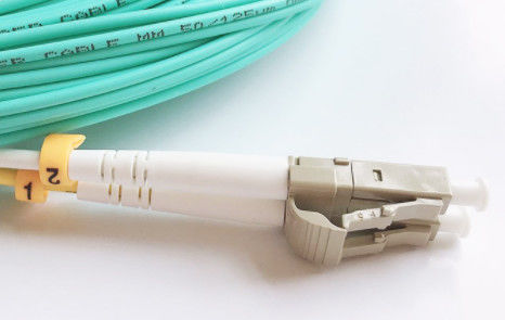 Cavo di toppa a fibra ottica duplex di FTTH 2mm LC UPC millimetro OM3 50/125