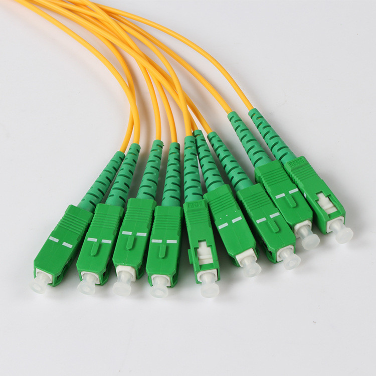 Ramo a fibra ottica 1.5Meter del contenitore di Sc APC del separatore dello SpA dei separatori 1 x 8 di 2.0MM